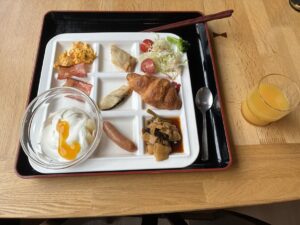 凌雲閣朝食バイキング
