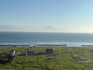 オロロンラインからの利尻富士