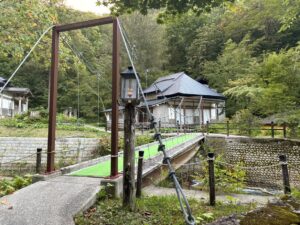 館内吊り橋