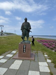 宗谷岬間宮林蔵像