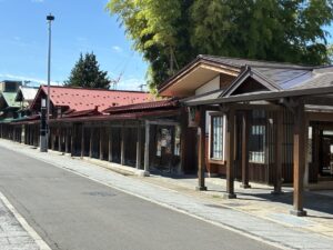 黒石こみせ通り