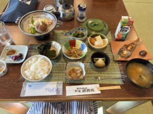 朝食