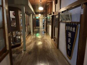 瀬見通路