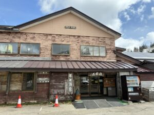 建物晴れ