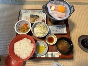 朝食
