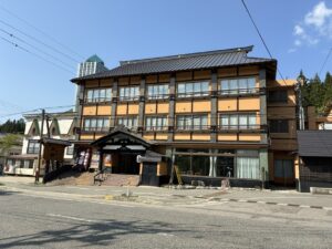 歴史を感じる建物外観